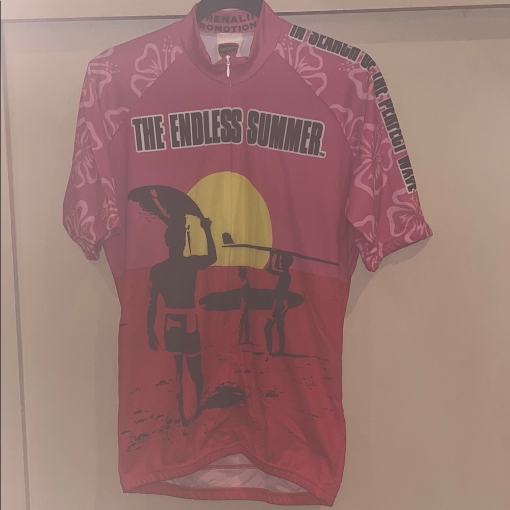 World Jersey men’s Pink Cycling Shirt size Small / preowned